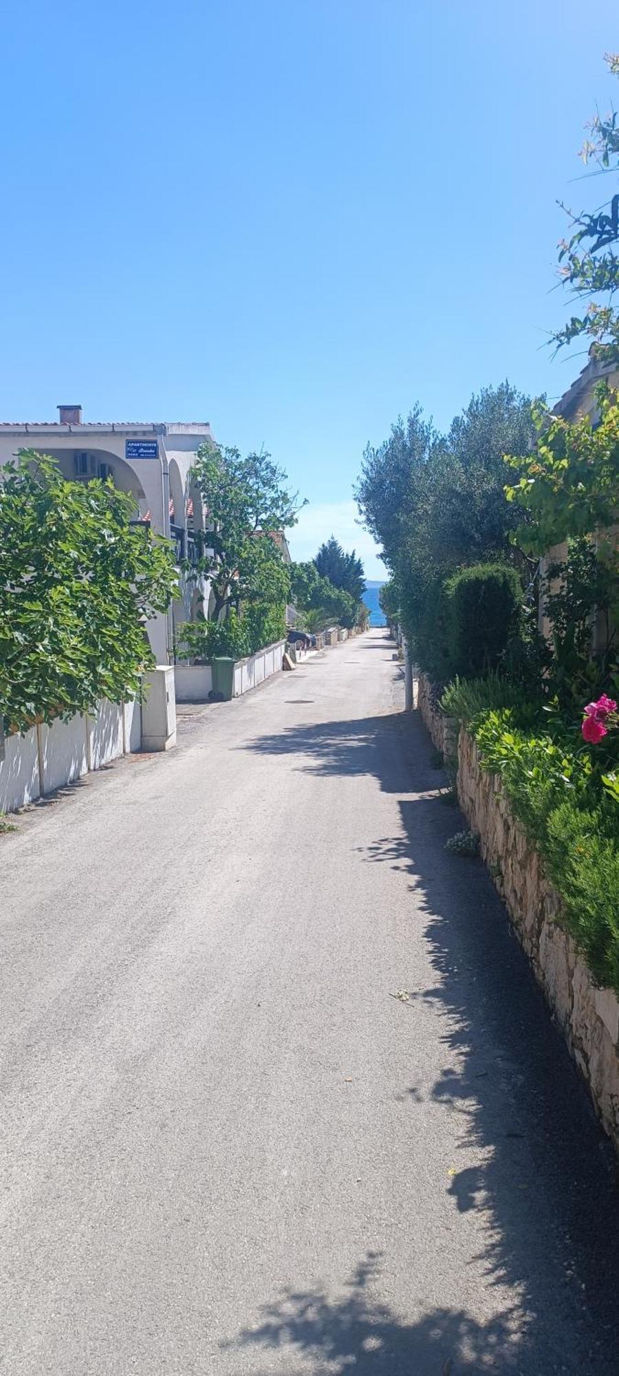 Apartments Branka- 4 Apartments In House- 1 Apartment Has Jacuzzi Vir Luaran gambar
